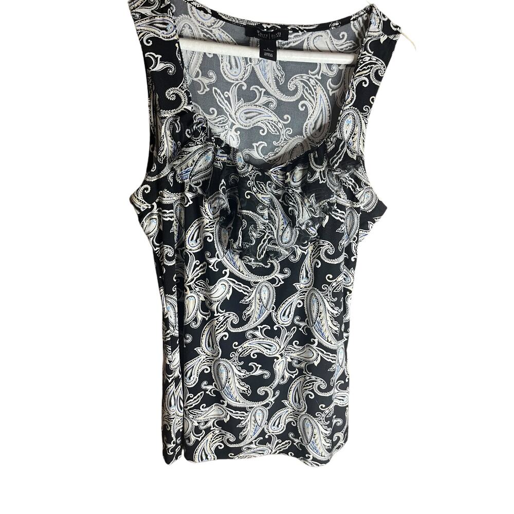White House Black Market Black Paisley Ruffle front Sleeveless Blouse size Large